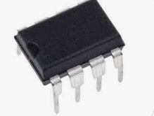 LM393G  Low power dual voltage comparators DIP8